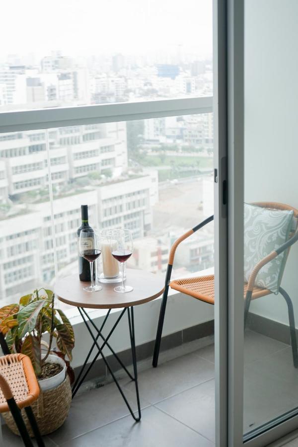 Chic Executive Apartment-Barranco Lima Bagian luar foto